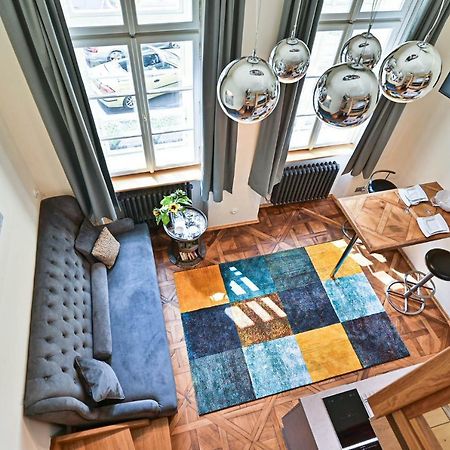 Apartment Nebovidy II - Air Conditioning - Historic City Center プラハ エクステリア 写真